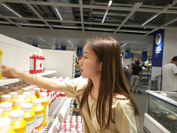 日本年薪20万招聘水果分拣工 工作轻松 工资高，短期培训可携带家属