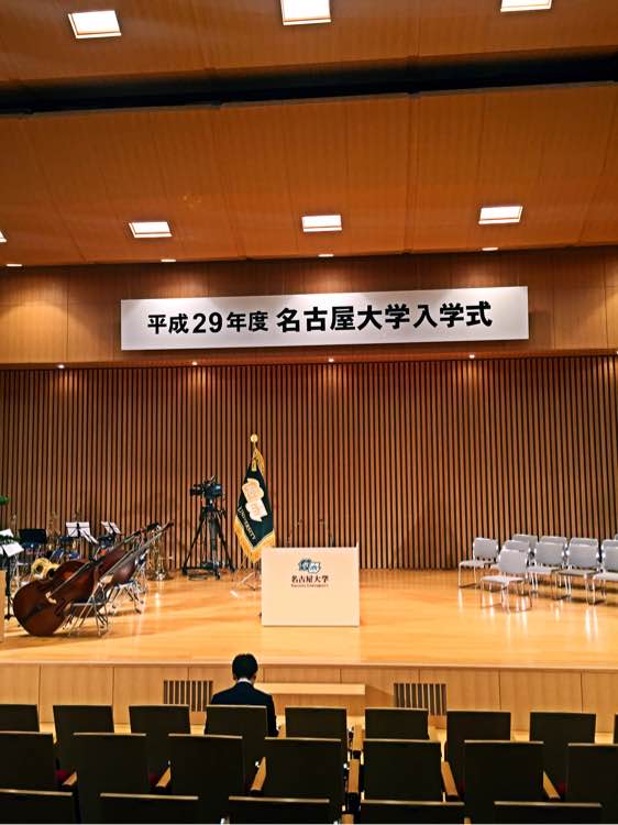日本培训转工签 年薪25万高端就职 可全家移民